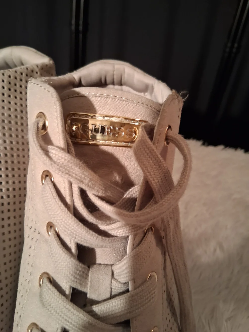 Guess high top